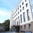 Здание по адресу Зорге 73/3 — основной корпус Центра